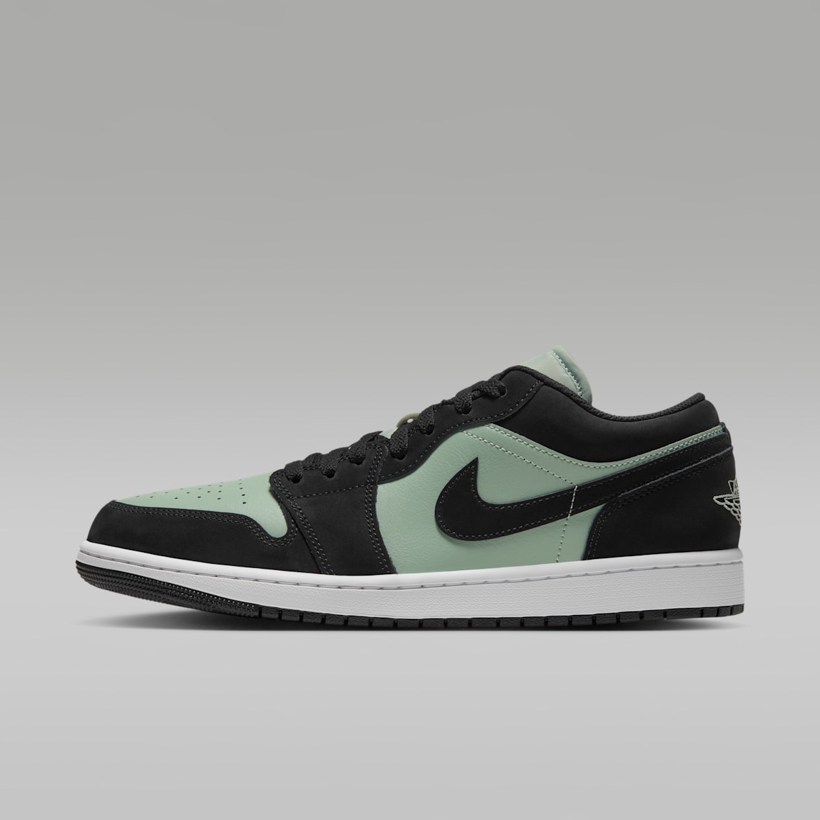 Jordan 1 Low. Nike CH